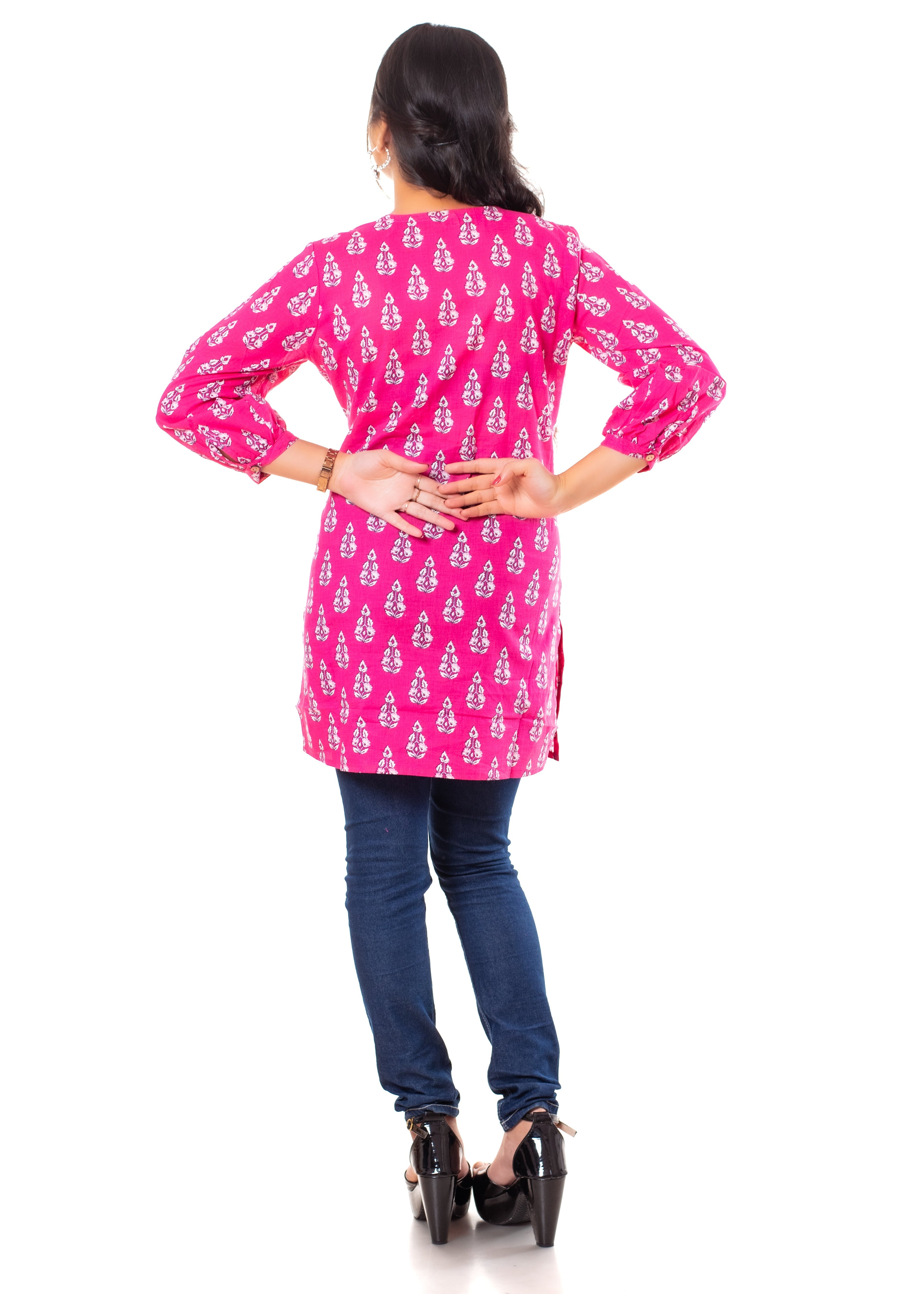 Pink Booti Print Cotton Short Kurti